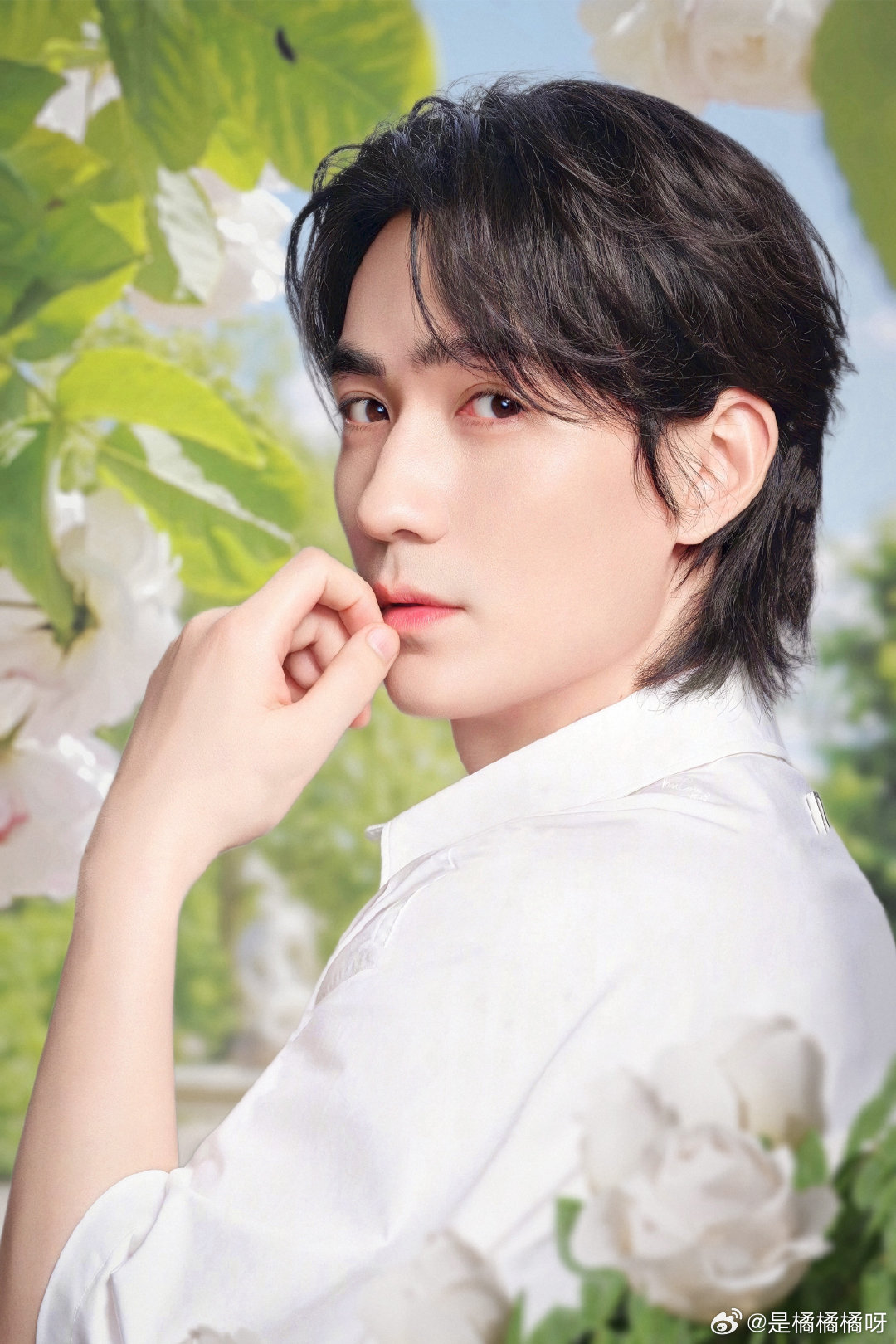 朱一龙最新图片聚焦时尚潮流与影视魅力