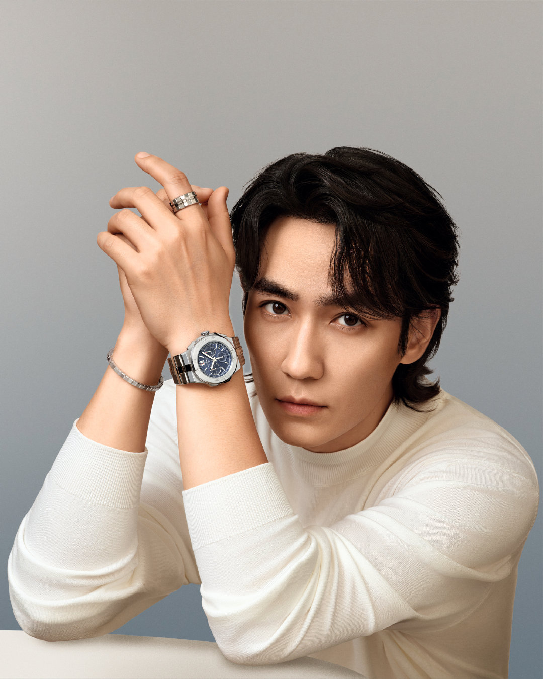 朱一龙最新图片聚焦时尚潮流与影视魅力