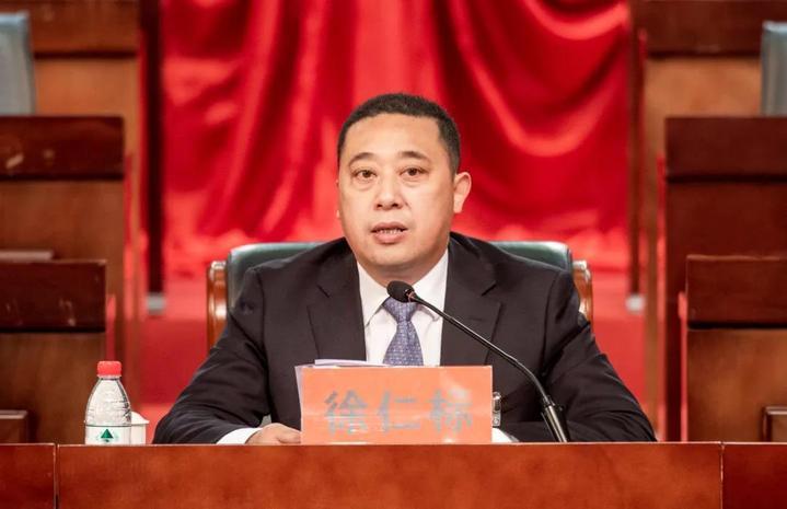 小城日常,落实最新要求的温馨故事